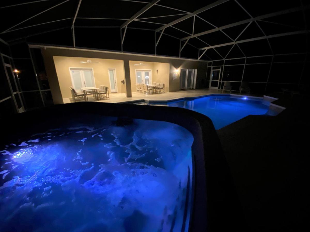 Mickeys Pearl - Phenomenal 7Br With 4 Master Suites Privacy Pool & Hot Tub Gas Bbq - 2 Miles To Disney Orlando Exteriér fotografie